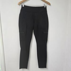 Athleta Headlands Hybrid Cargo Pant Womens Size 6 Black Tight Stretch Pull-On